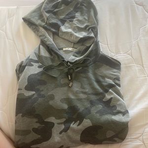 Camo pullover with hood. grey and green. size M. never worn
